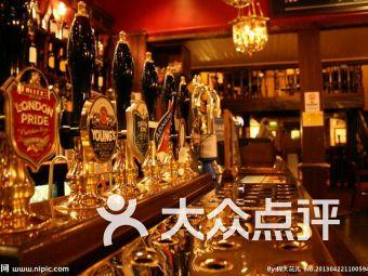 福州酒吧吃瓜,热闹吃瓜现场，尽享夜生活风情