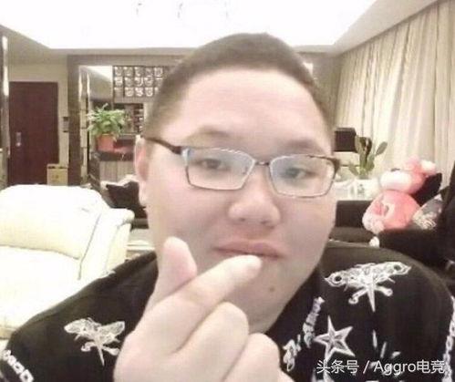 pdd最新吃瓜,揭秘网络红人背后的故事